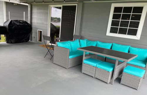 Cedar creek lake front home with Gorgeous Sunset - Foto 16