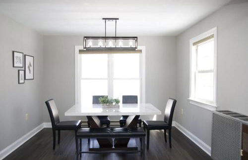 AMAZING Home with PRIVATE POOL, GAME ROOM & FIRE PIT! - Foto 11