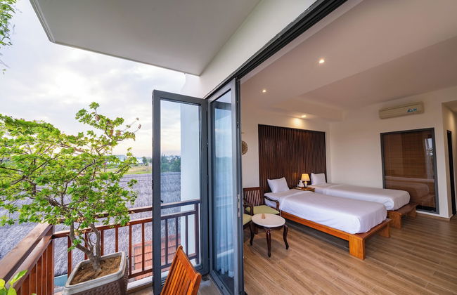 Palm River Boutique - Photo 37