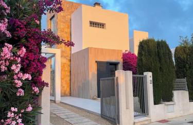 Strandnahe Design Villa mit Pool 2 Schlafzimmer 180 qm - Foto 4