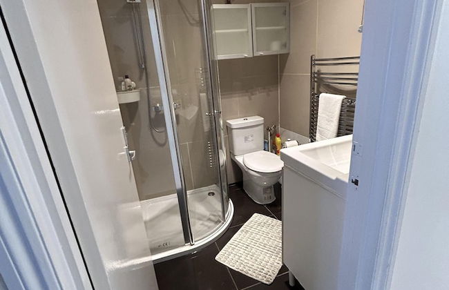 Supreme Apartment - Near Tube Stations & Free Parking - Foto 9