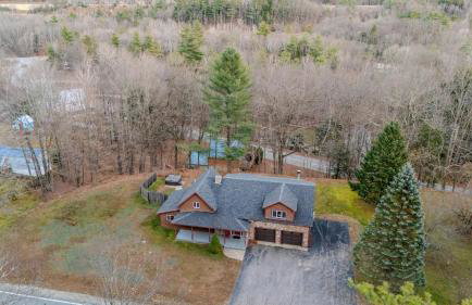 10 Min to Loon-Hottub-Pet Friendly-EV Charger - Foto 36