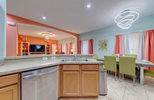 Affordable 4 Br Luxury Villa near Disney/Private Pool/Arcade/Game room - Foto 23