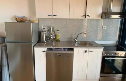 House with balcony on the sea - Photo 4