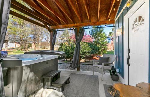 Modern & Cozy on Private Lane, Minutes to Airport - Foto 11