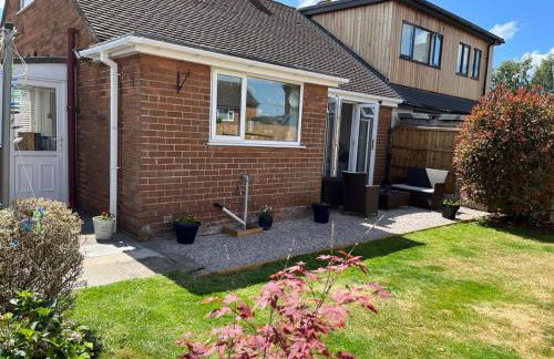 Idyllic bungalow in Burscough, ideal location in West Lancashire - Foto 24