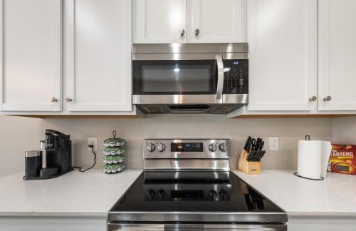 Modern 4BR Home with Game Room and Fire Pit - Near Downtown Cullman - Foto 22