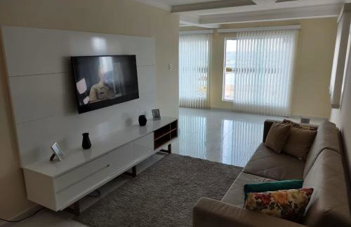 CASA COM PISCINA À BEIRA MAR. - Foto 21