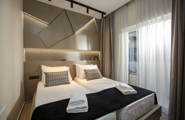 Hersonissos Beach Front Suites - Photo 9