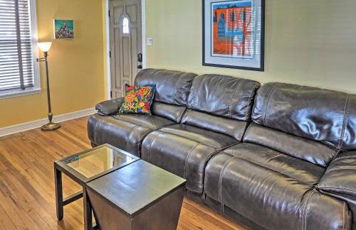 Quaint Austin Home with Yard about 5 Mi to Downtown! - Photo 4