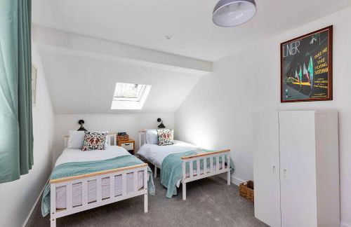 Finest Retreats - The Roost - Photo 13