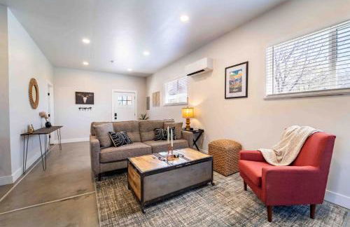 Morrison Getaway - 2BR House BBQ Free Parking - Foto 3