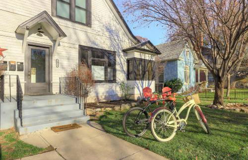 Cozy North End Farmhouse Easy walk to Downtown - Photo 20