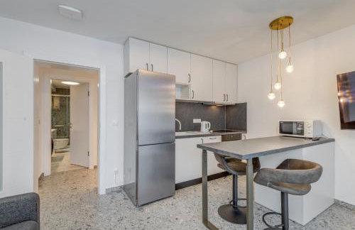 DeLuxe Seaview Apartment KENNEDY I - Photo 13