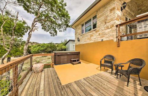 Ladera Wimberley Estate on 13 Acres with Hot Tub - Foto 28