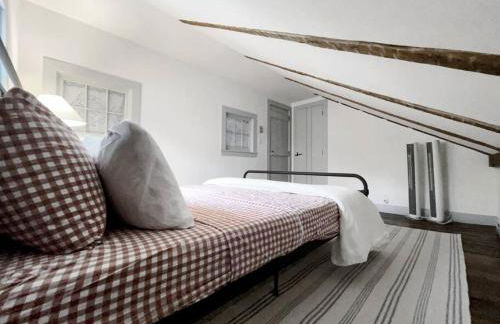 Historic Estate - 5 min to Mohawk Mt Ski Resort - Foto 18