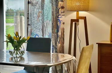 Gîtes de charme "l'écrin de Vendée" jacuzzi privatif, piscine chauffée, prestations bien être, vélos à 10 mn de l'océan sur 3,5 h de verdure - Photo 17