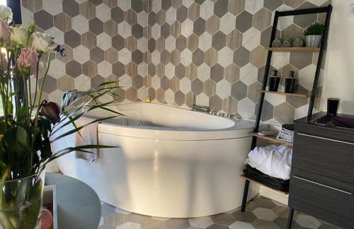 Le petit nous- Gîte cosy avec jacuzzi en Anjou - Photo 5