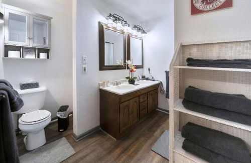 Awesome Benedictine Theme and In Your Budget! - Foto 36