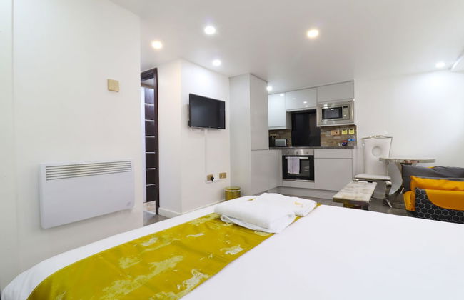 Queen Stay Apartments - Foto 18