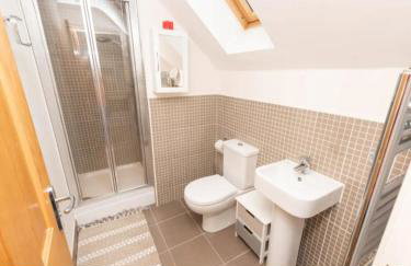 9 College Court Spacious, Modern 4-Bed Townhouse in York - Pass the Keys - Foto 21