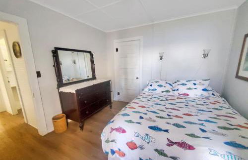 Pillsbury Point Cottage on West Lake Okoboji - Photo 13