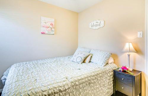 Suburban Home in Magnolia with Fenced Yard - Foto 17