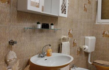 Apartments Laura - cozy and affordable - Foto 8