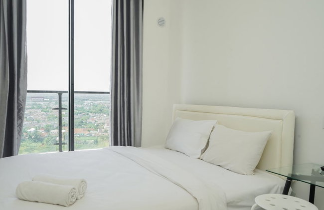Elegant and Homey Studio at Sky House BSD Apartment - Foto 1