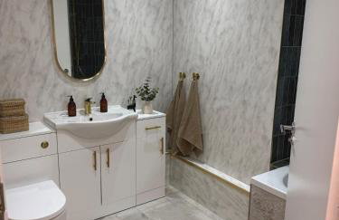 The Malthouse - Luxury City Apartment - Photo 25