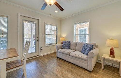 Less Than 1 Mi to Lake Norman Marina Home with Pool Access - Foto 4