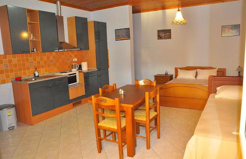 Studios Kostas & Despina - Photo 41