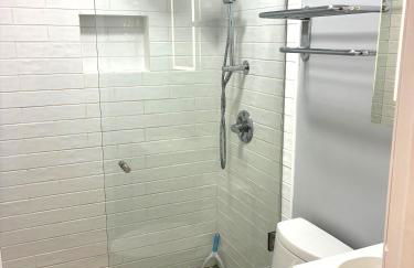 River Run Cottage Modern 2BR Waterfront Retreat in Linville Land Harbor - Foto 68