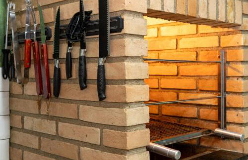 Casa Premium Piscina Privativa Gigante com Escorregador Próxima à Praia - Foto 20