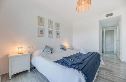 Stunning Duplex by the Golf & Terrace by the beach - Foto 9