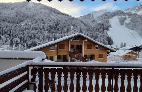 Moderne appartement avec grande terrasse exposée sud, parking, TV et internet - 4 personnes - FR-1-198-222 - Foto 9