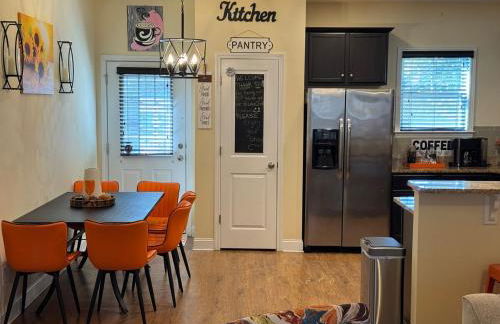 Colorful home sleeps up to 8 - Foto 14