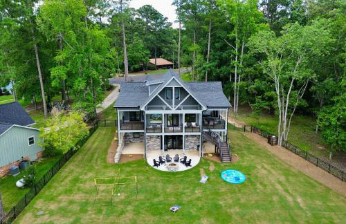 Dock and Views Spacious Lake Sinclair Retreat - Foto 40