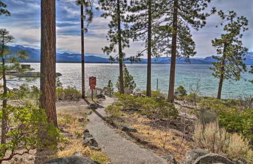 Deck and Beach Access Lake Tahoe Shoreside Retreat! - Foto 35