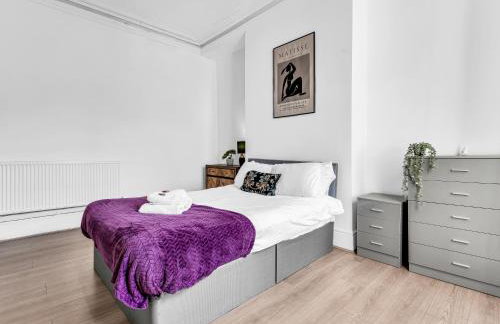 Anfield House - Liverpool Retreat 7 Bedroom Home - Photo 26