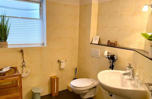 FeWo SONNENDECK Familien-strandnah-Garten-Hunde-Sport-und Schwimmbadnah-HansaPark - Foto 17