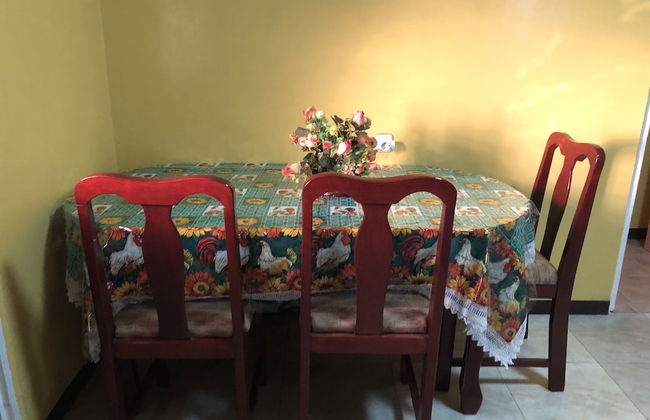 Logerthine Studio Suriname - Photo 1