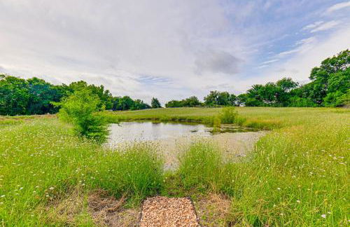 Blue Ridge Retreat on 10-Acre Farm Rural Reset! - Foto 32