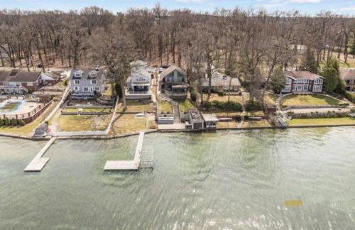 Eagle Lake Paradise! Close to ND! Sunset! Hot Tub! - Foto 16