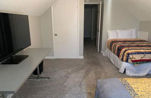 Luxury Pool with King beds Near Shops and Dining - Foto 43