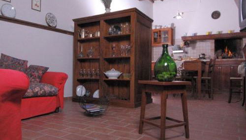 Graceful Holiday Home in Acqualagna with Swimming Pool - Foto 5