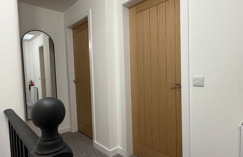 The Drapers - by Caithness Luxury Apartments NC500 - 4 Bedroom Luxury Central NC500 Apartment-Sleeps 8- Sleeps Work teams upto 4 & holiday makers upto 8 - BUDGET FRIENDLY FOR LONG STAY TRADES - CONTACT US - - Foto 31