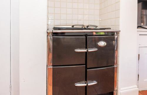 Central Caversham Traditional English House Pass the Keys - Photo 25