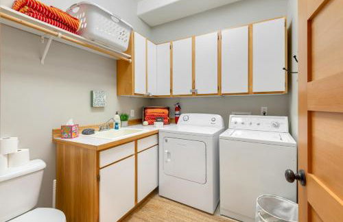 Cozy Pine Cabin Pool Access - Foto 29