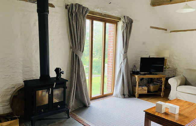 Beautiful Barn Conversion With Wood-burning Stove - Foto 14